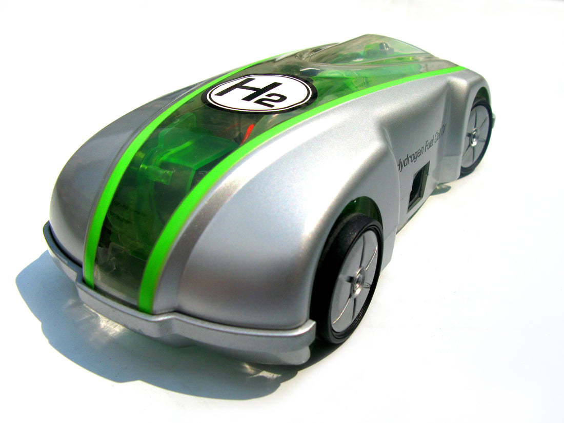 Renewable Energy: Hydrogen Hybrid RC Car H-Racer 2.0