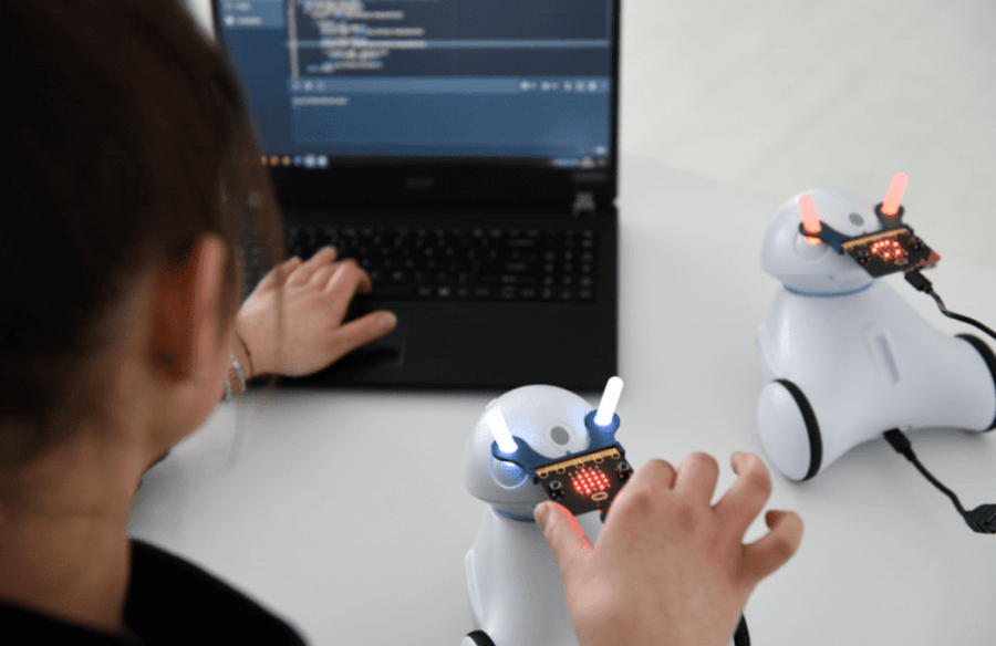 Machine Learning: Photon Advanced Robotics and Coding Teaching Kit